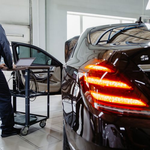 diagnostika-avtomobiley-mercedes-benz-pered-pokupkoy-1